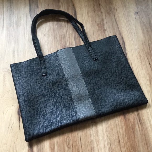 Vince Camuto Handbags - Vince Camuto tote bag NWOT